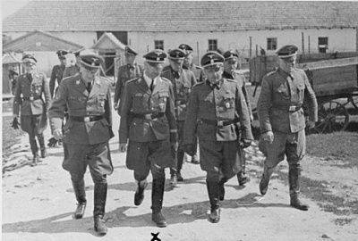 reichsfuehrer-ss-heinrich-himmler-tours-janowska-concentration-camp-company-camp-c.jpg