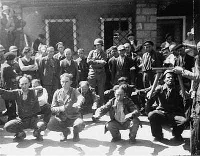 survivors-american-soldiers-watch-former-ss-guards-forced-do-calisthenics.jpg