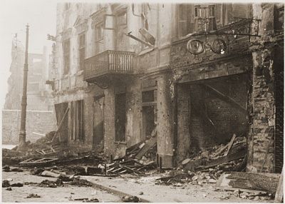 buildings-destroyed-ss-during-suppression-warsaw-ghetto-uprising.jpg