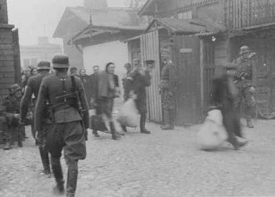 during-warsaw-ghetto-uprising-german-soldiers-round-up-jews-factories-deportation.jpg