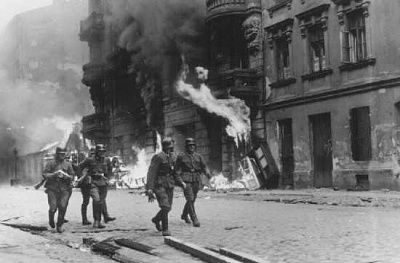 german-soldiers-burn-residential-buildings-ground-one-one-during-warsaw-ghetto-u.jpg