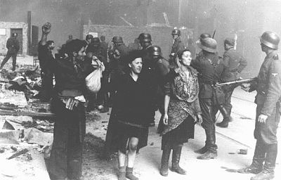 jewish-resistance-fighters-captured-ss-troops-during-warsaw-ghetto-uprising.jpg
