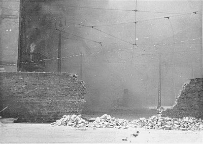 smoke-fills-street-beyond-breached-ghetto-wall-apartment-buildings-razed-ss-bu.jpg