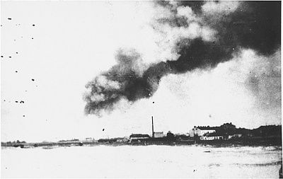 smoke-rises-over-warsaw-burning-ghetto.-view-neighborhood-kolo.jpg