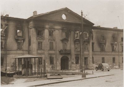 ruins-former-warsaw-ghetto-jewish-council-building-after-its-destruction-ss-du.jpg