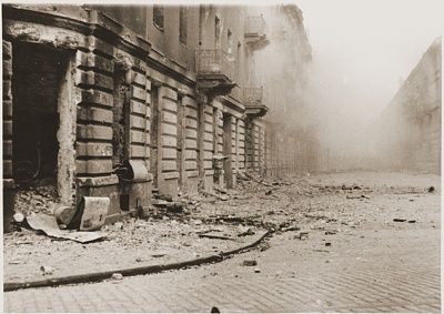 buildings-destroyed-ss-during-suppression-warsaw-ghetto-uprising1.jpg