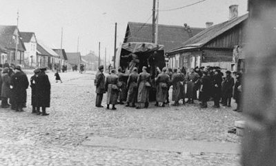 german-soldiers-prepare-raid-kovno-ghetto-some-jewish-residents-look-.jpg