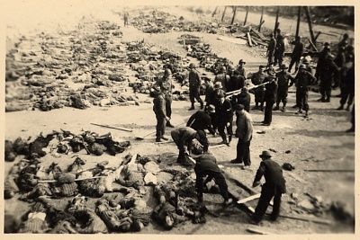 american-soldiers-force-german-civilians-bury-corpses-nordhausen-concentration-camp.jpg