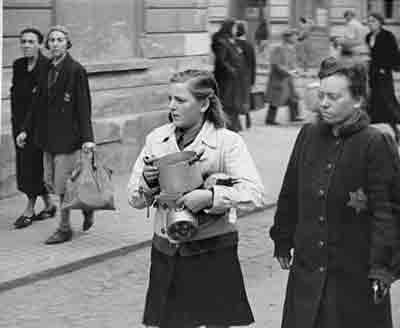 terezinpots.jpg