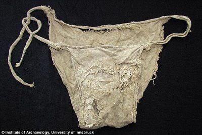 15th-century-lingerie-2.jpg