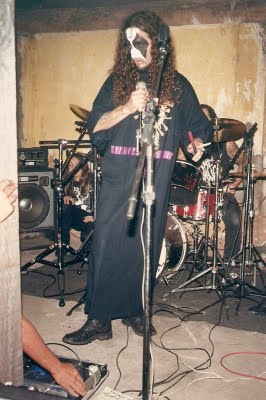 blackmetal_stupid_robe_concert.jpg