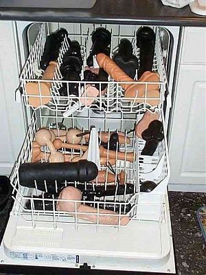 day-after-tupperwar.jpg