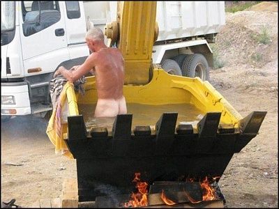 hot_tub-inventive...-800x600-.jpg