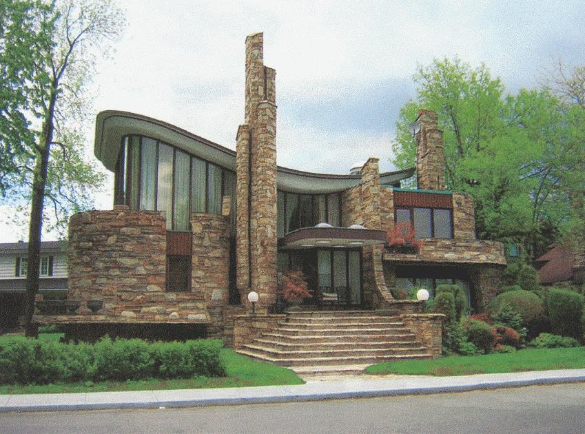 house Hampstead Montreal.JPG