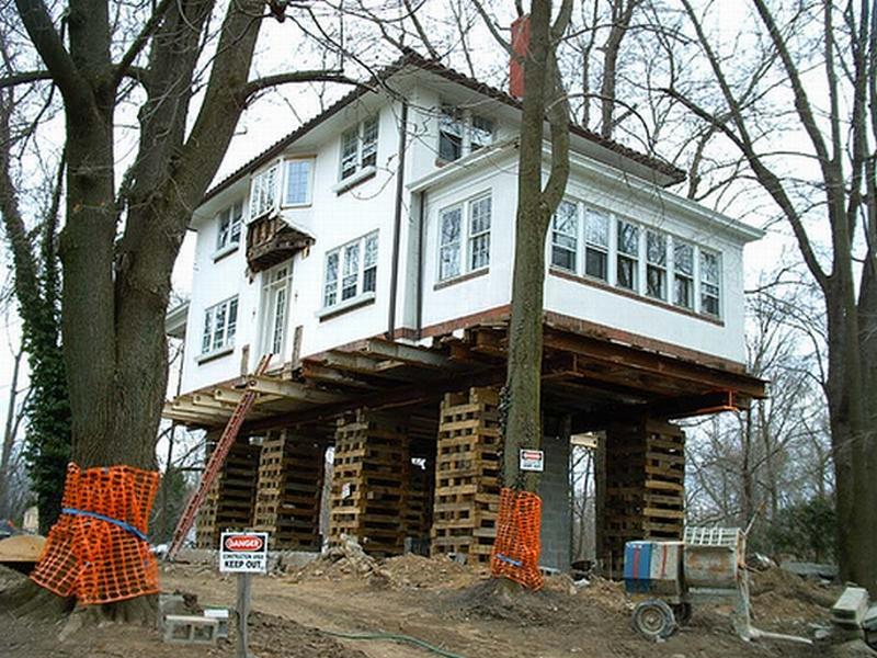 stilt house pennsylvania.jpg