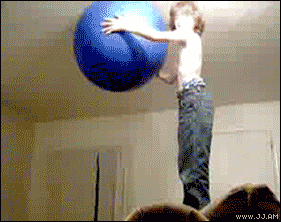 Exercise_ball_wall.gif