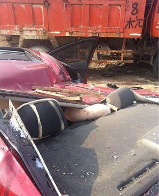 crash_08.jpg