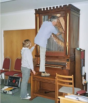 chapel10.jpg