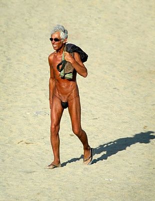male-thong.jpg