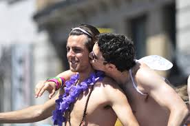 Gay%20Trudeau%2002.jpg
